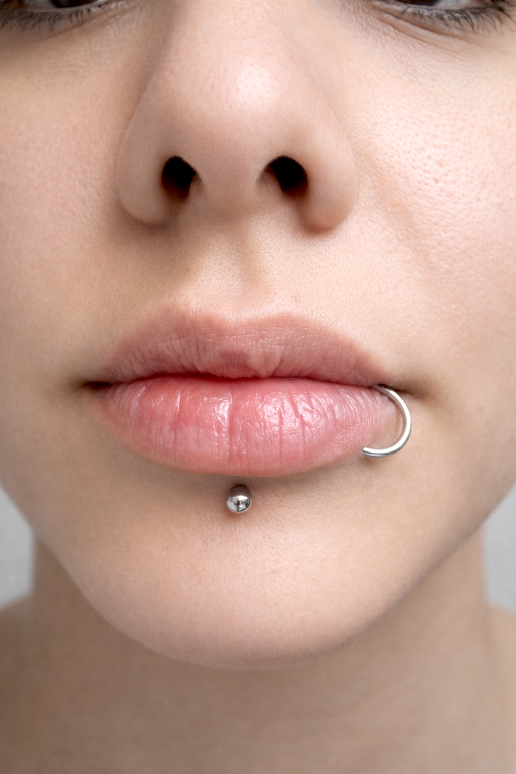 Dudak Piercing Kombini | Vertical Labret & Side Labret (Hoop)