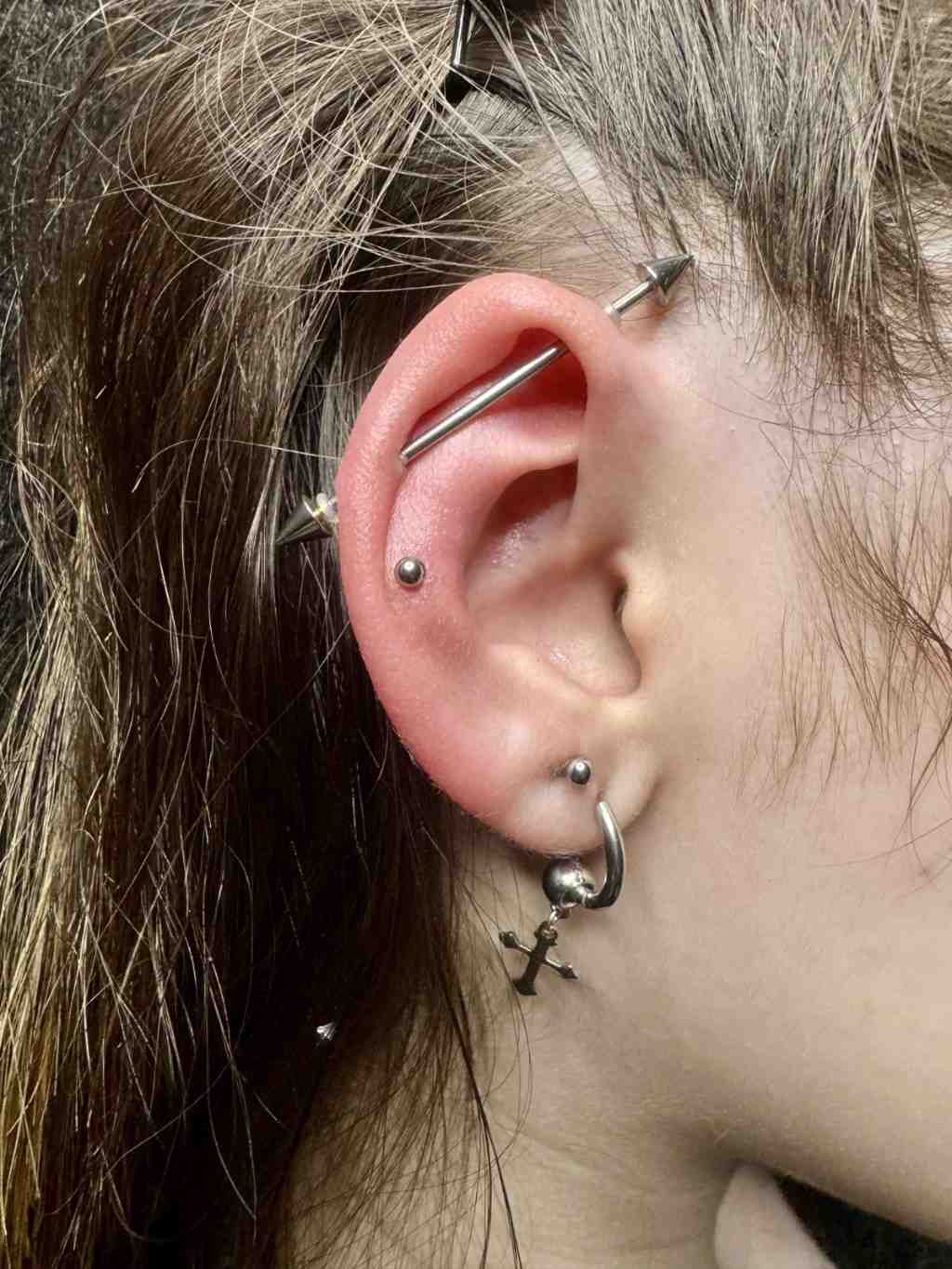 Industrial Piercing | Kulak Kıkırdak Bar Piercing