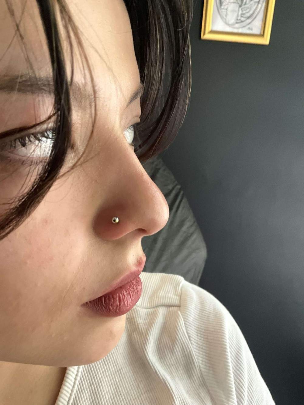 Nostril Piercing | İlk Delim Burun Uygulaması (Minimal Top Stud)