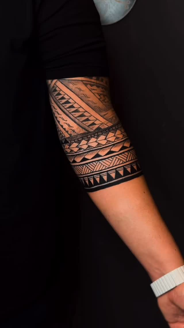 Maori ve Mandala Birleşimi | Omuz - Kol Dövmesi - Güç ve Denge Sembolü